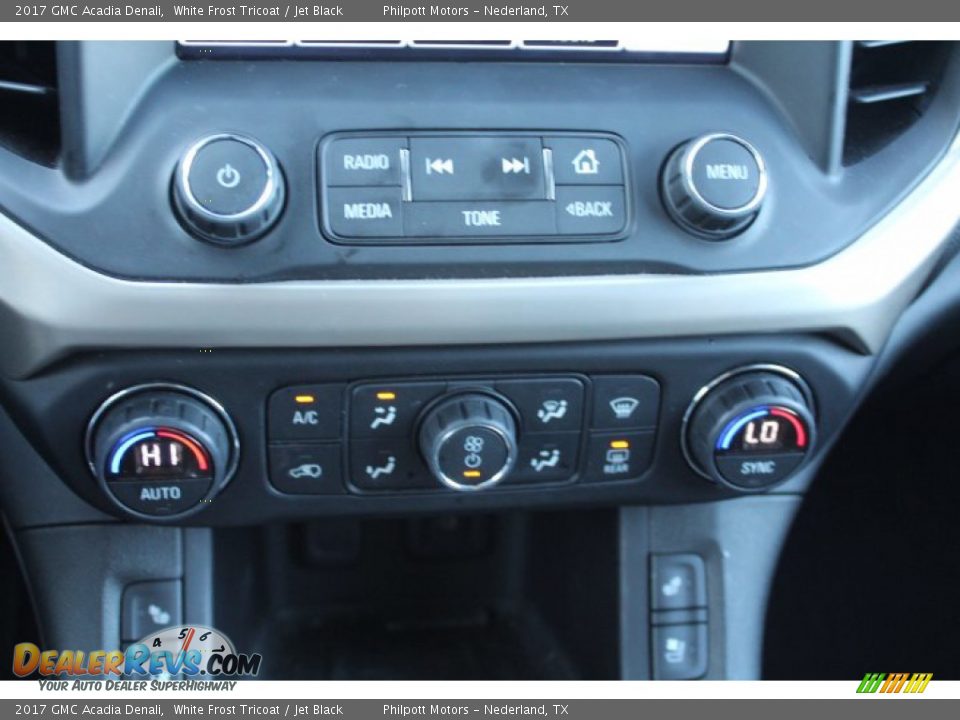2017 GMC Acadia Denali White Frost Tricoat / Jet Black Photo #17