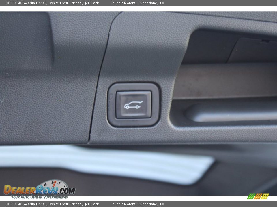 2017 GMC Acadia Denali White Frost Tricoat / Jet Black Photo #26