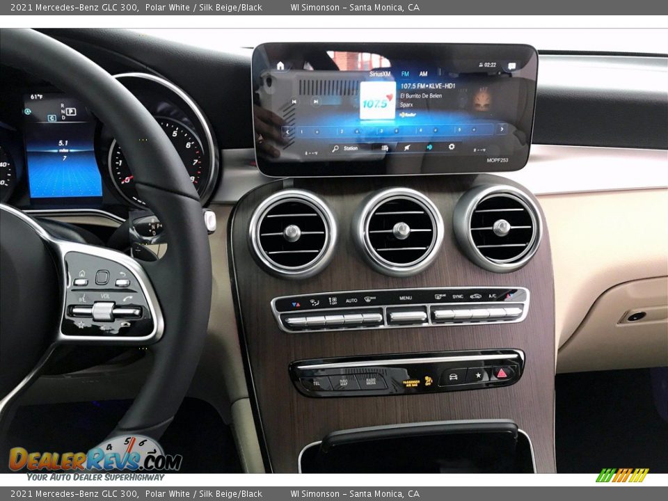 Controls of 2021 Mercedes-Benz GLC 300 Photo #6