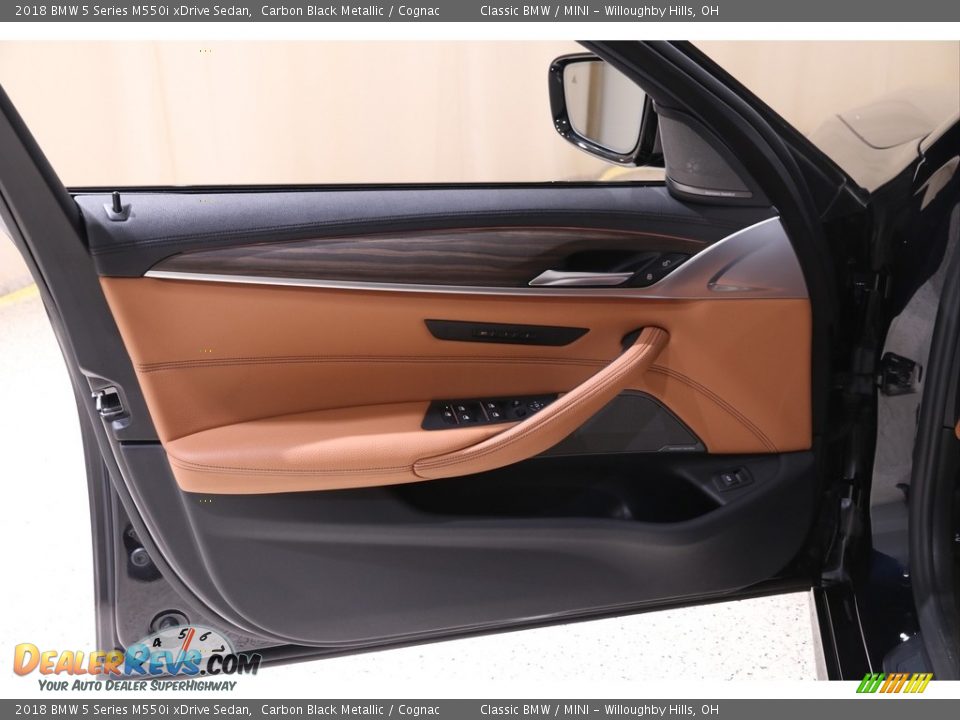 2018 BMW 5 Series M550i xDrive Sedan Carbon Black Metallic / Cognac Photo #4