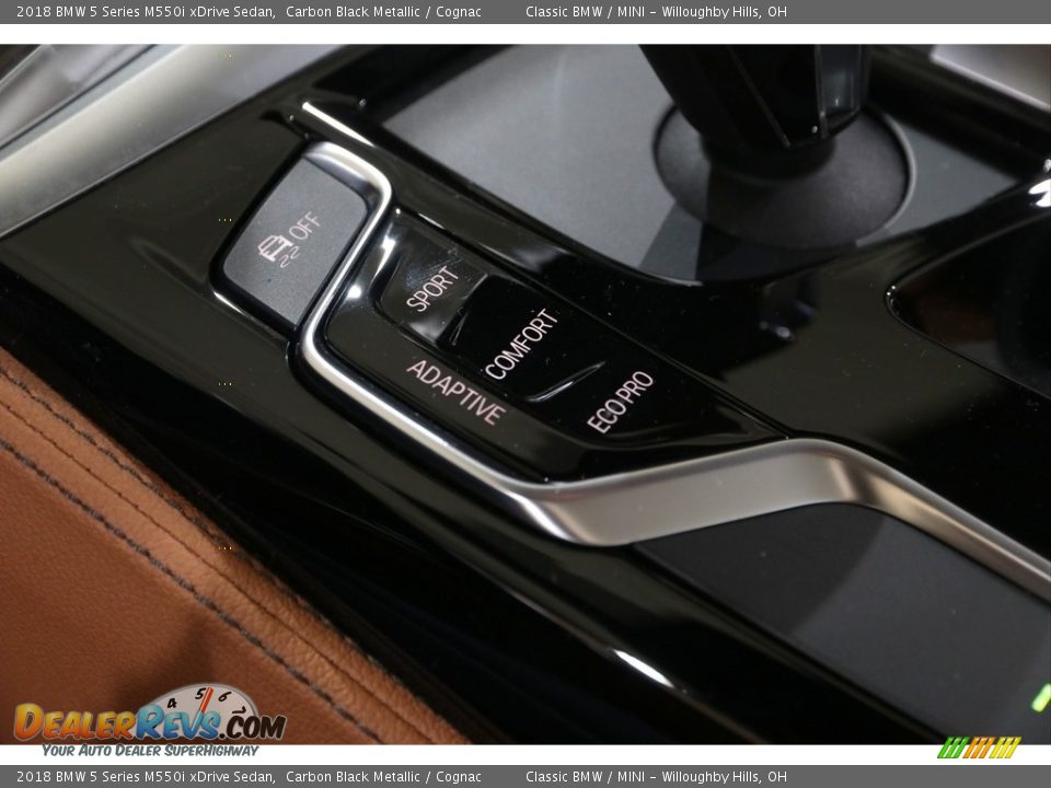 2018 BMW 5 Series M550i xDrive Sedan Carbon Black Metallic / Cognac Photo #28