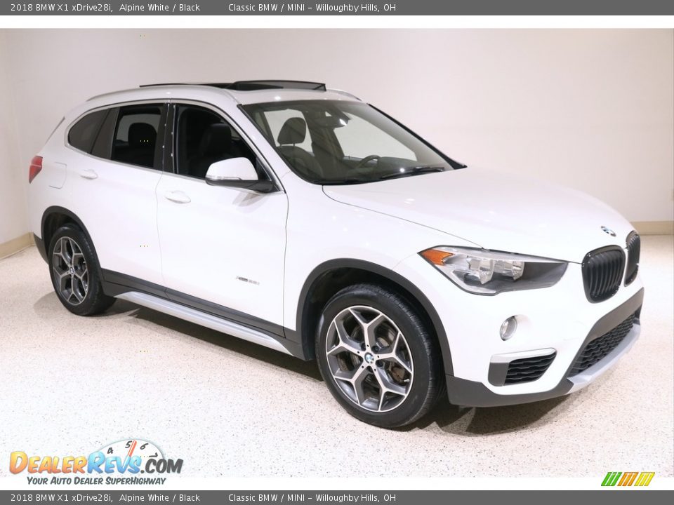 2018 BMW X1 xDrive28i Alpine White / Black Photo #1