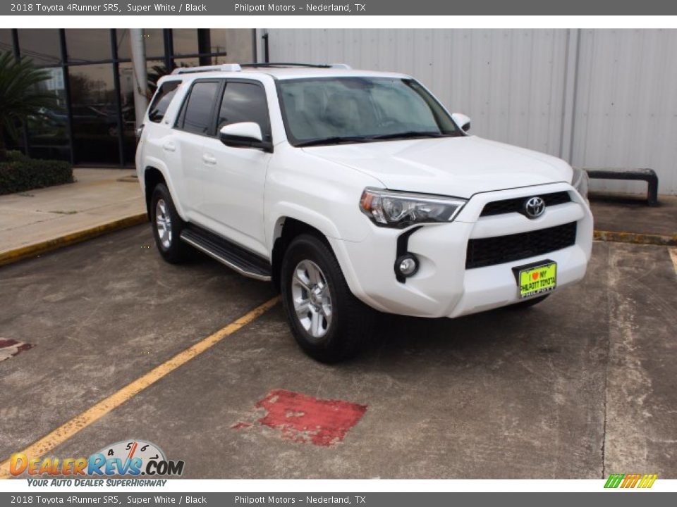 2018 Toyota 4Runner SR5 Super White / Black Photo #2