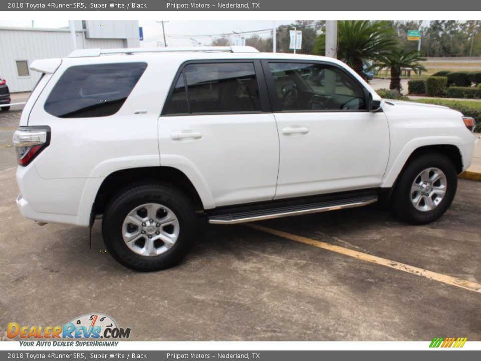 2018 Toyota 4Runner SR5 Super White / Black Photo #9