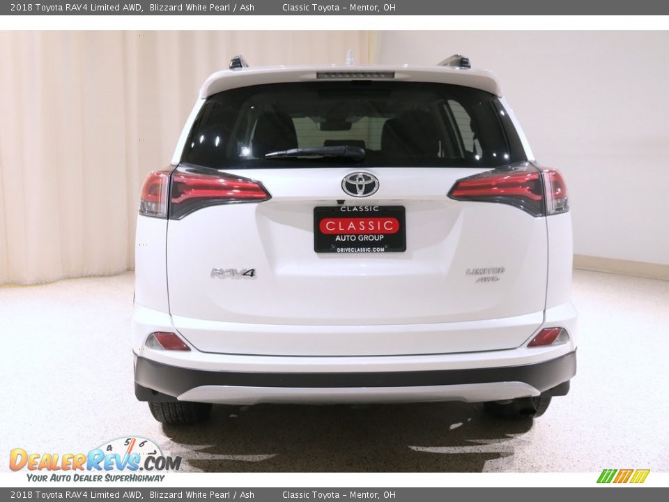 2018 Toyota RAV4 Limited AWD Blizzard White Pearl / Ash Photo #18
