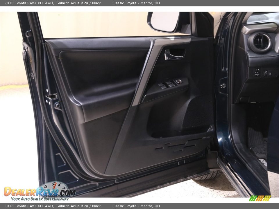 2018 Toyota RAV4 XLE AWD Galactic Aqua Mica / Black Photo #4