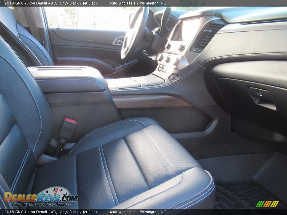 2018 GMC Yukon Denali 4WD Onyx Black / Jet Black Photo #11