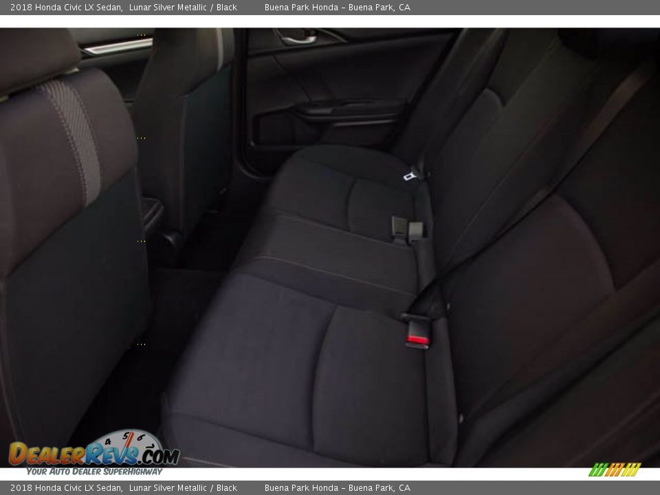 2018 Honda Civic LX Sedan Lunar Silver Metallic / Black Photo #4