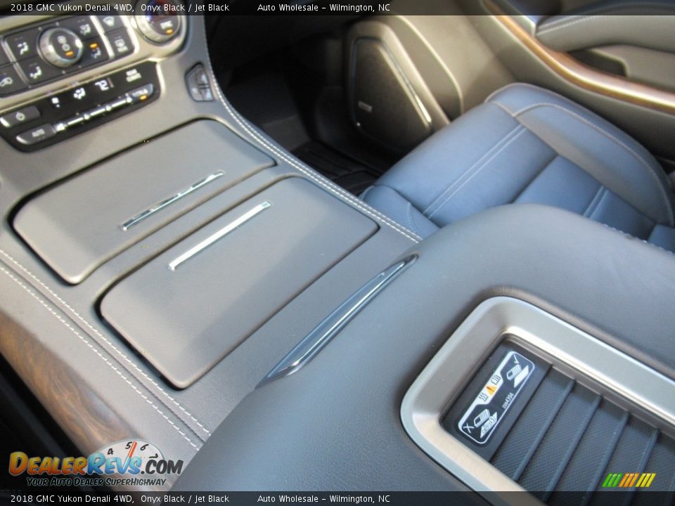 2018 GMC Yukon Denali 4WD Onyx Black / Jet Black Photo #19