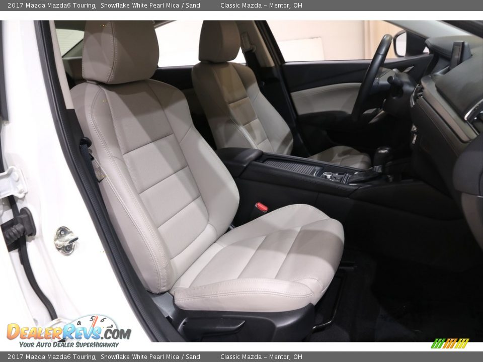 2017 Mazda Mazda6 Touring Snowflake White Pearl Mica / Sand Photo #13