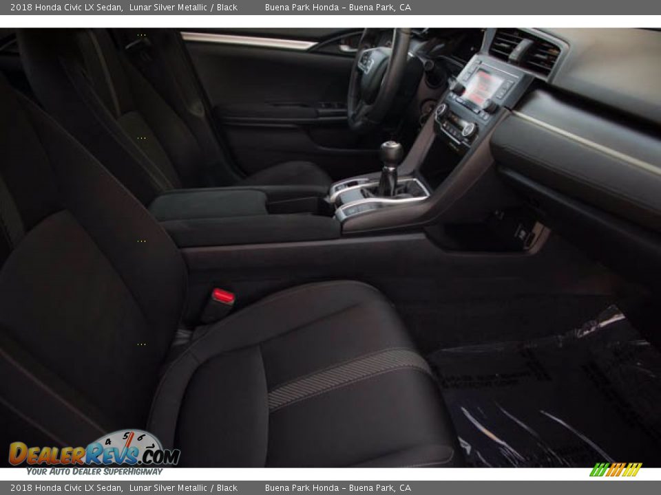 2018 Honda Civic LX Sedan Lunar Silver Metallic / Black Photo #24