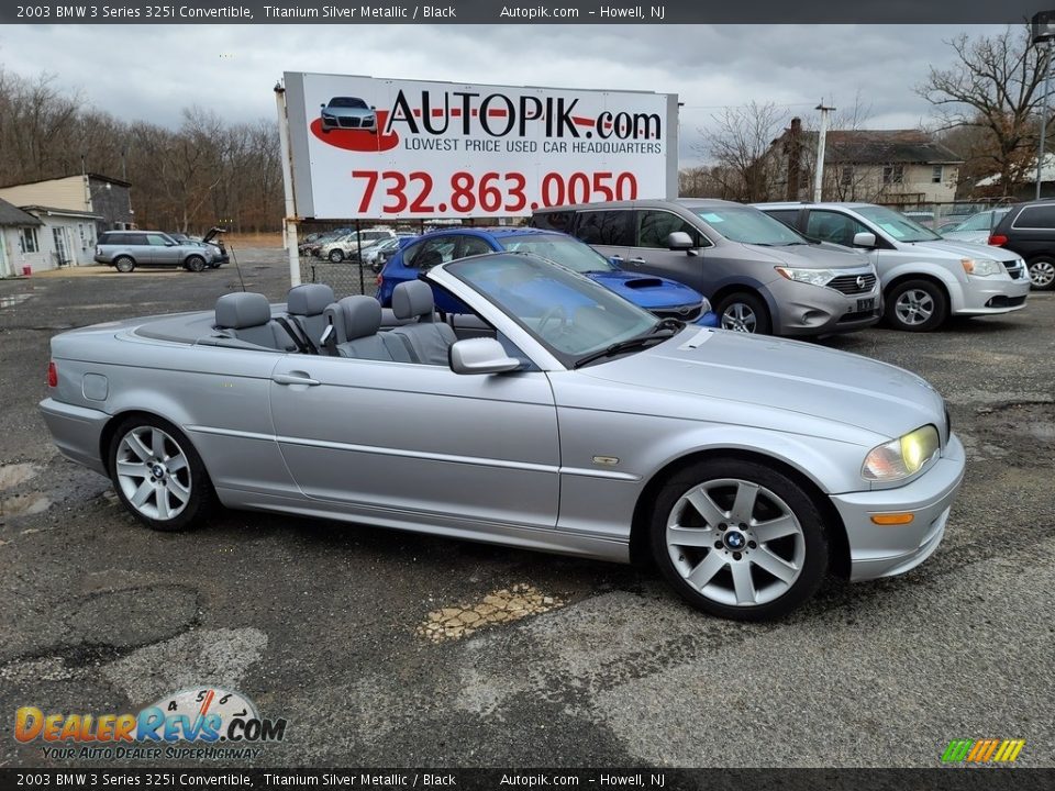 2003 BMW 3 Series 325i Convertible Titanium Silver Metallic / Black Photo #2