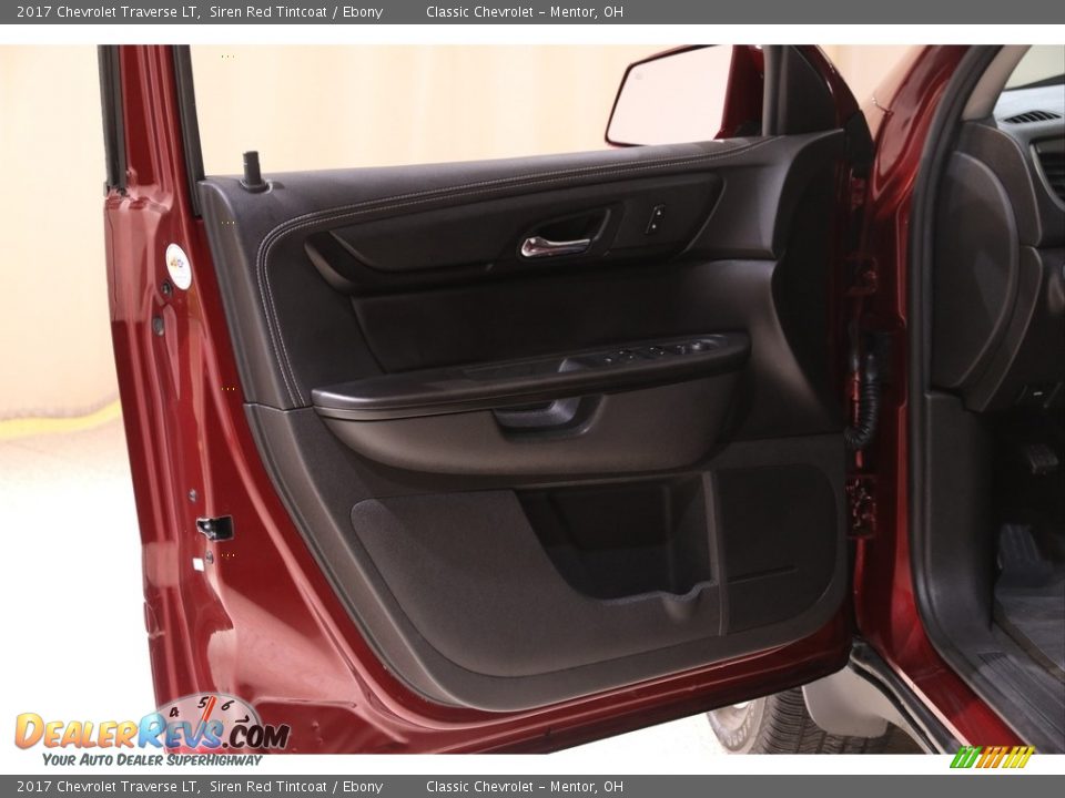 2017 Chevrolet Traverse LT Siren Red Tintcoat / Ebony Photo #4