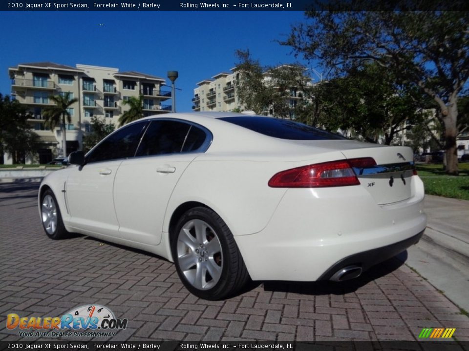 2010 Jaguar XF Sport Sedan Porcelain White / Barley Photo #5