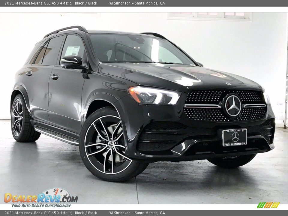 Front 3/4 View of 2021 Mercedes-Benz GLE 450 4Matic Photo #12