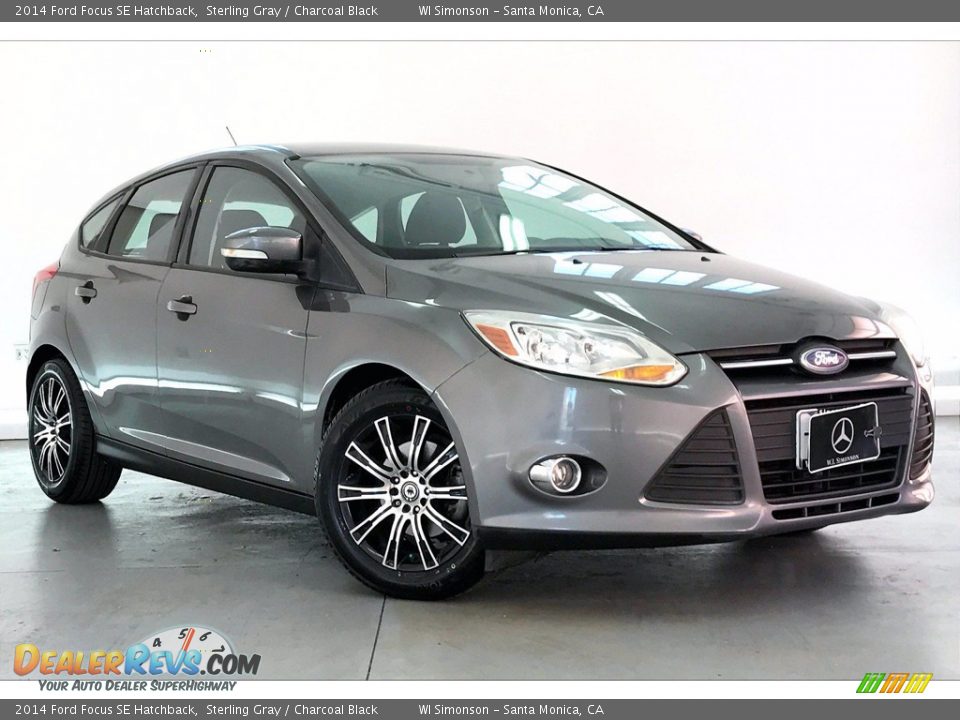 2014 Ford Focus SE Hatchback Sterling Gray / Charcoal Black Photo #31