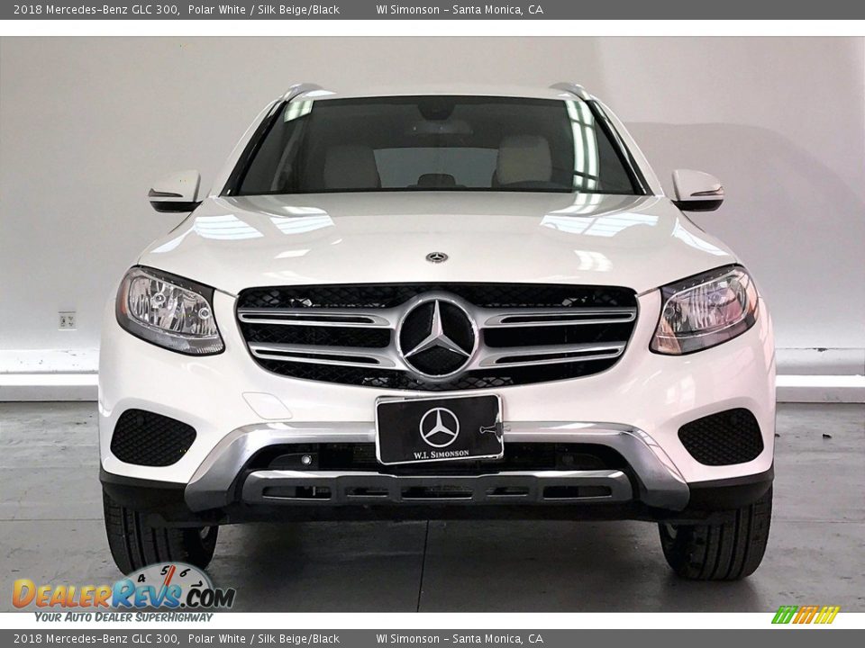 2018 Mercedes-Benz GLC 300 Polar White / Silk Beige/Black Photo #2