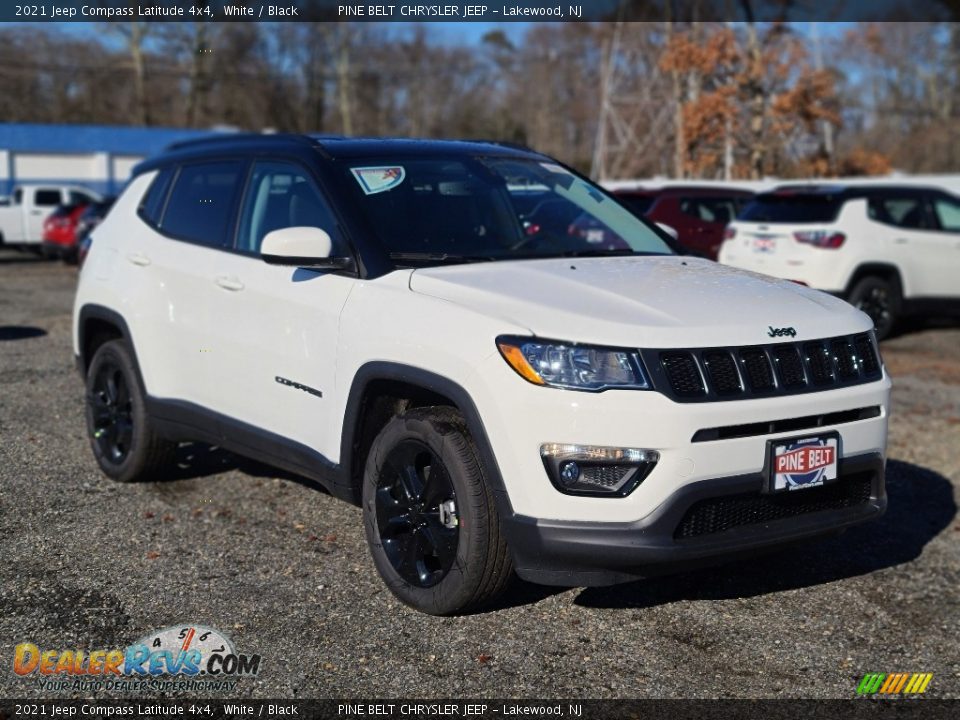 2021 Jeep Compass Latitude 4x4 White / Black Photo #1