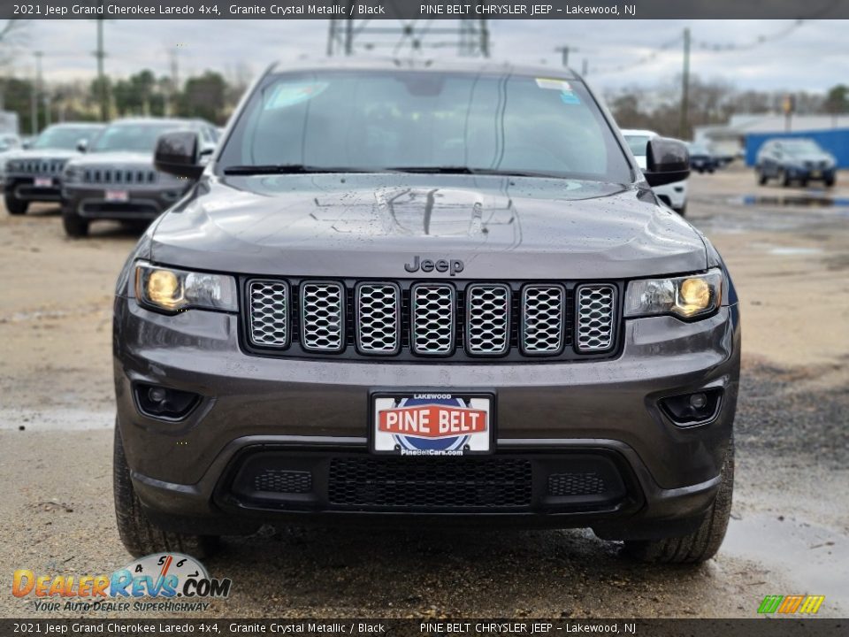 2021 Jeep Grand Cherokee Laredo 4x4 Granite Crystal Metallic / Black Photo #3