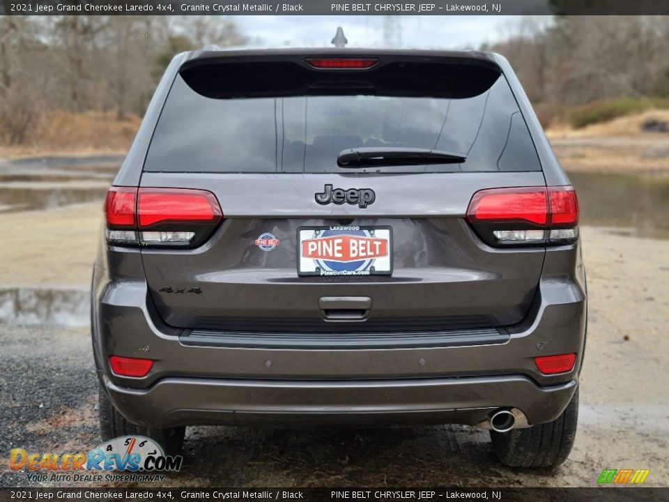 2021 Jeep Grand Cherokee Laredo 4x4 Granite Crystal Metallic / Black Photo #7