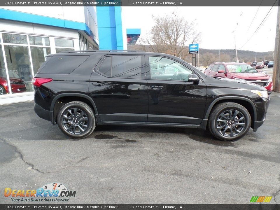 Mosaic Black Metallic 2021 Chevrolet Traverse RS AWD Photo #4