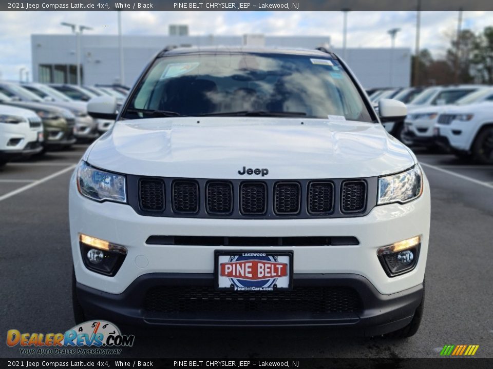 2021 Jeep Compass Latitude 4x4 White / Black Photo #3