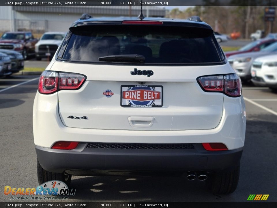 2021 Jeep Compass Latitude 4x4 White / Black Photo #7
