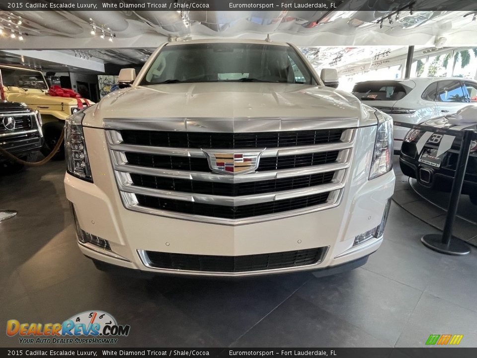 2015 Cadillac Escalade Luxury White Diamond Tricoat / Shale/Cocoa Photo #2