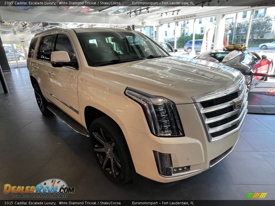 2015 Cadillac Escalade Luxury White Diamond Tricoat / Shale/Cocoa Photo #3