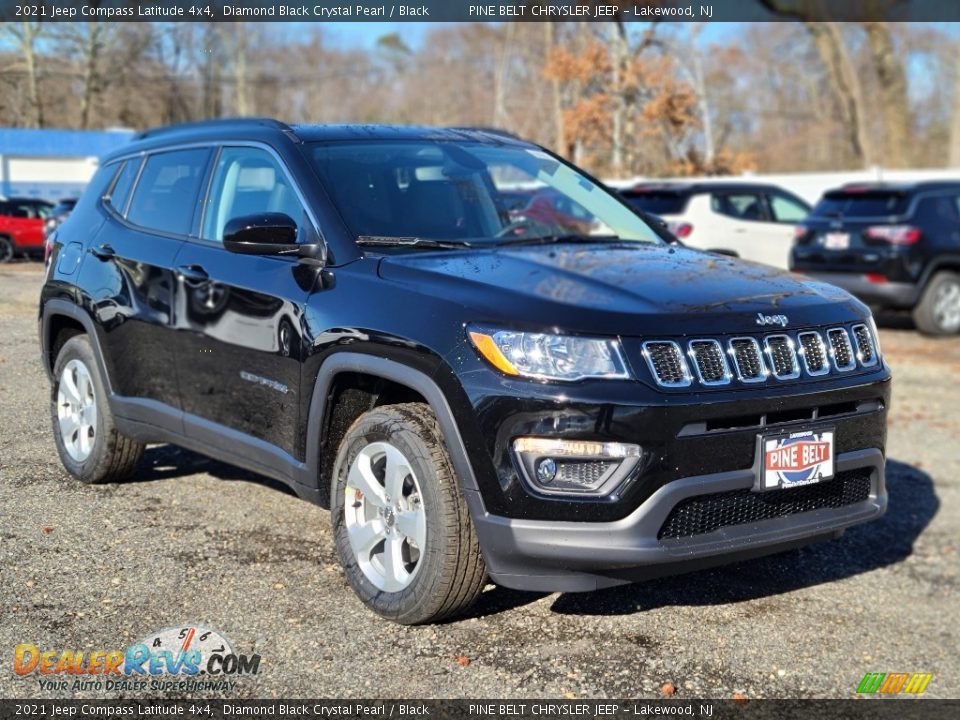 2021 Jeep Compass Latitude 4x4 Diamond Black Crystal Pearl / Black Photo #1