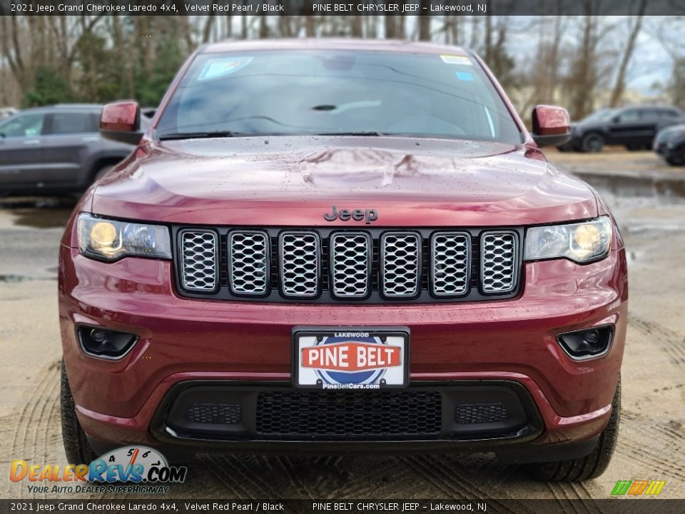 2021 Jeep Grand Cherokee Laredo 4x4 Velvet Red Pearl / Black Photo #3