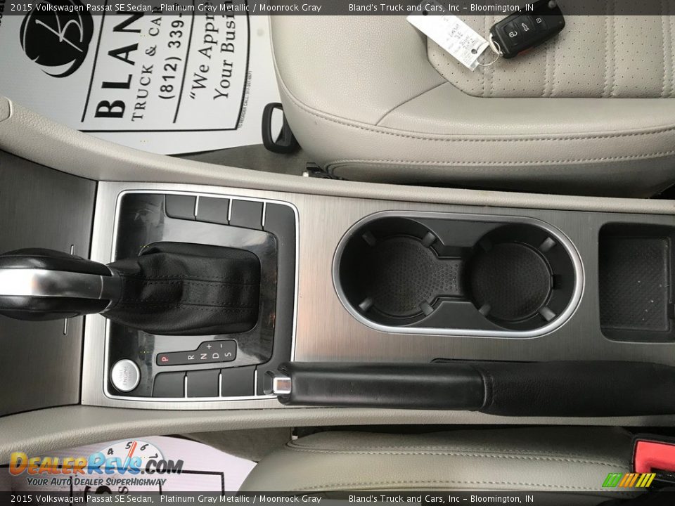 2015 Volkswagen Passat SE Sedan Shifter Photo #29