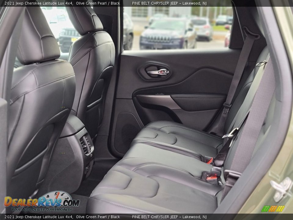 2021 Jeep Cherokee Latitude Lux 4x4 Olive Green Pearl / Black Photo #9