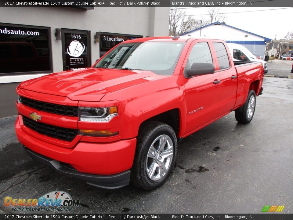 2017 Chevrolet Silverado 1500 Custom Double Cab 4x4 Red Hot / Dark Ash/Jet Black Photo #2