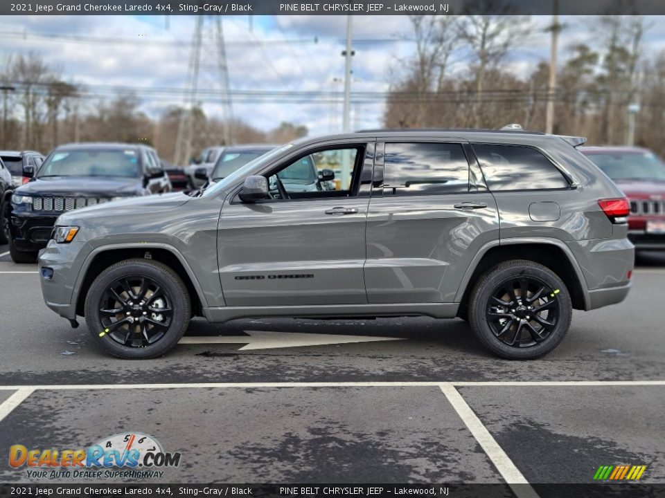 2021 Jeep Grand Cherokee Laredo 4x4 Sting-Gray / Black Photo #4