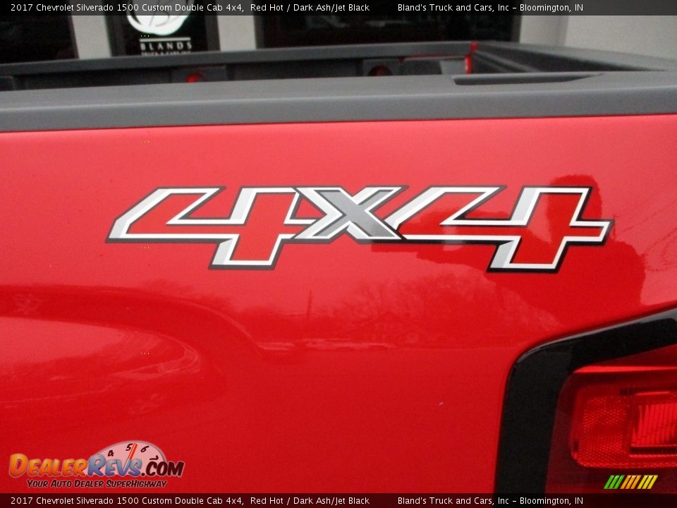 2017 Chevrolet Silverado 1500 Custom Double Cab 4x4 Red Hot / Dark Ash/Jet Black Photo #27