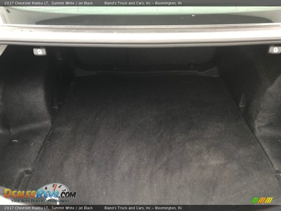 2017 Chevrolet Malibu LT Summit White / Jet Black Photo #8