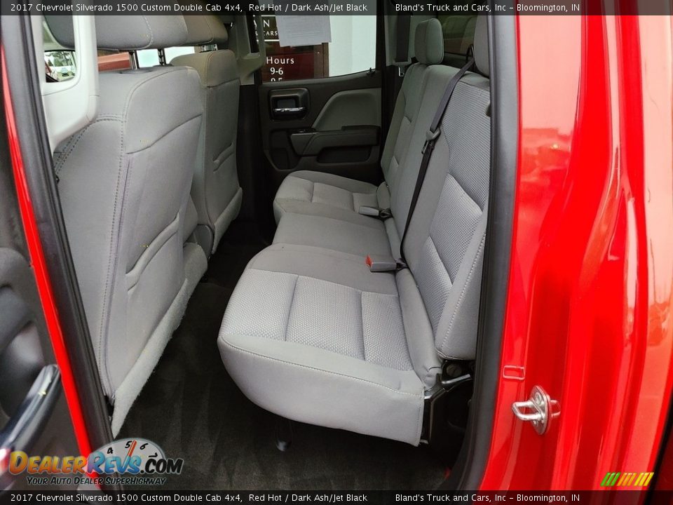 2017 Chevrolet Silverado 1500 Custom Double Cab 4x4 Red Hot / Dark Ash/Jet Black Photo #26