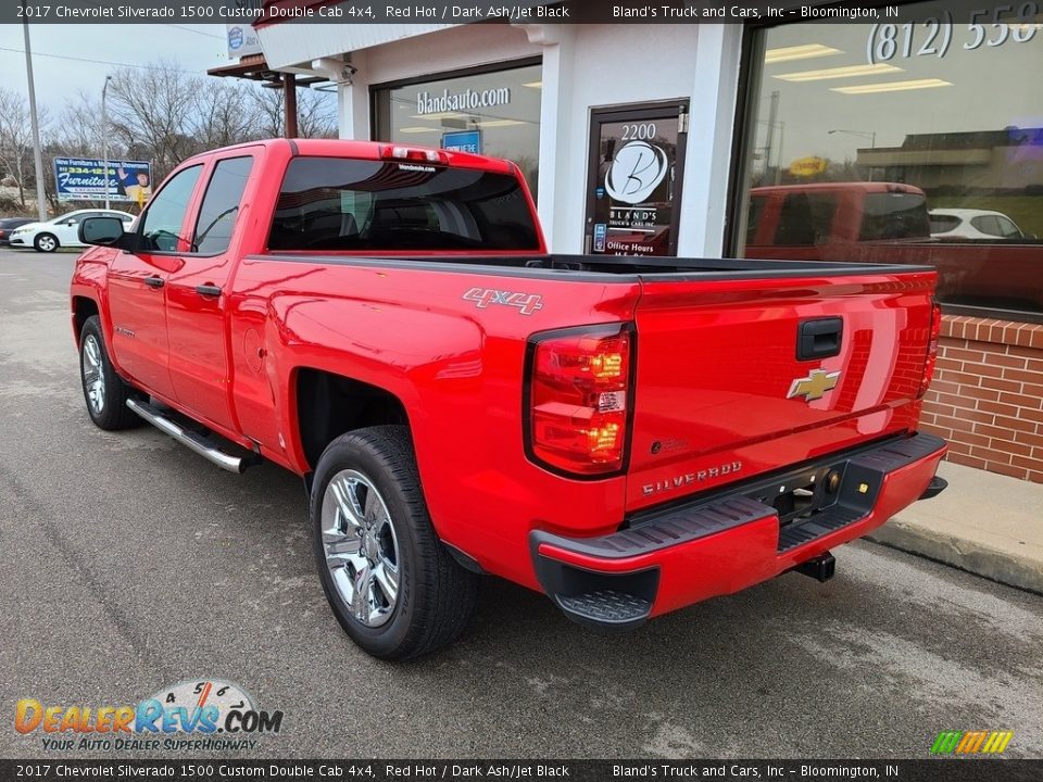 2017 Chevrolet Silverado 1500 Custom Double Cab 4x4 Red Hot / Dark Ash/Jet Black Photo #28