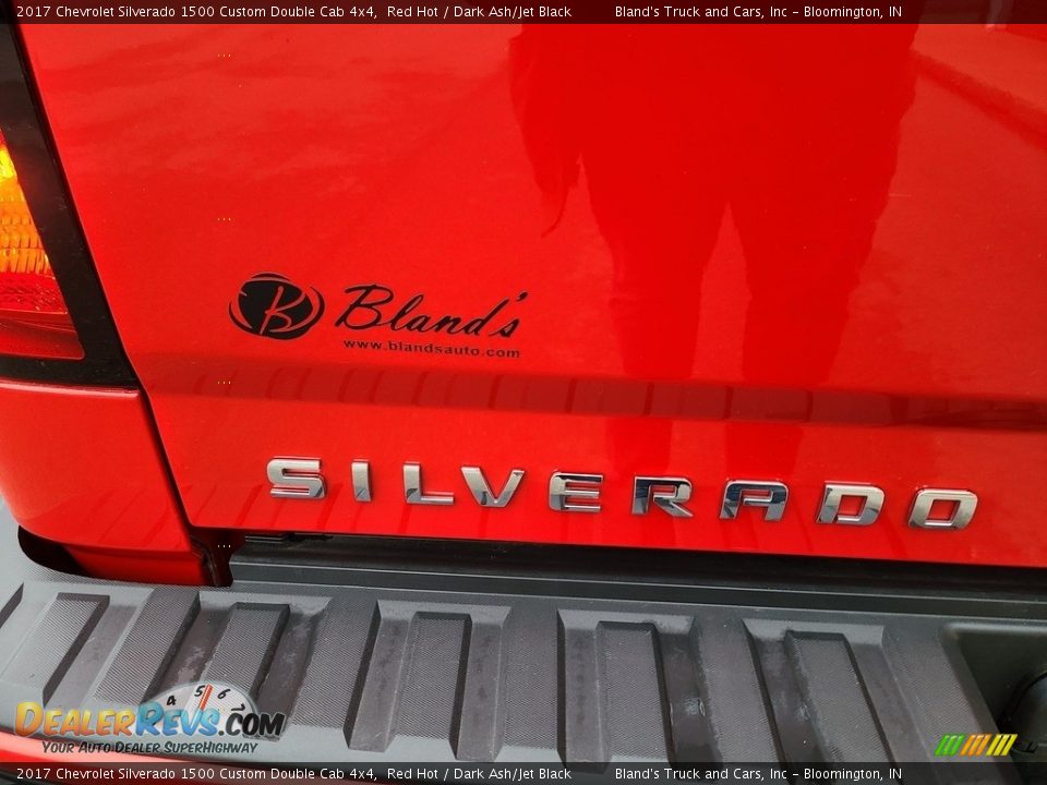 2017 Chevrolet Silverado 1500 Custom Double Cab 4x4 Red Hot / Dark Ash/Jet Black Photo #30