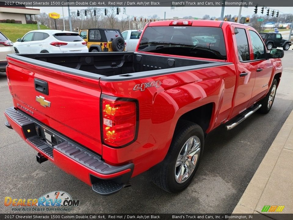 2017 Chevrolet Silverado 1500 Custom Double Cab 4x4 Red Hot / Dark Ash/Jet Black Photo #33