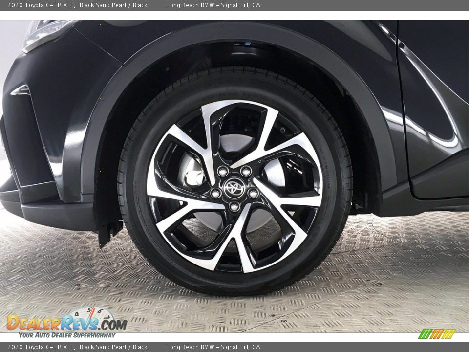 2020 Toyota C-HR XLE Wheel Photo #8
