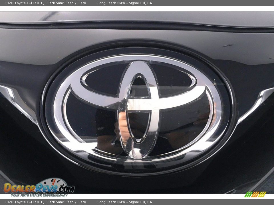 2020 Toyota C-HR XLE Black Sand Pearl / Black Photo #32