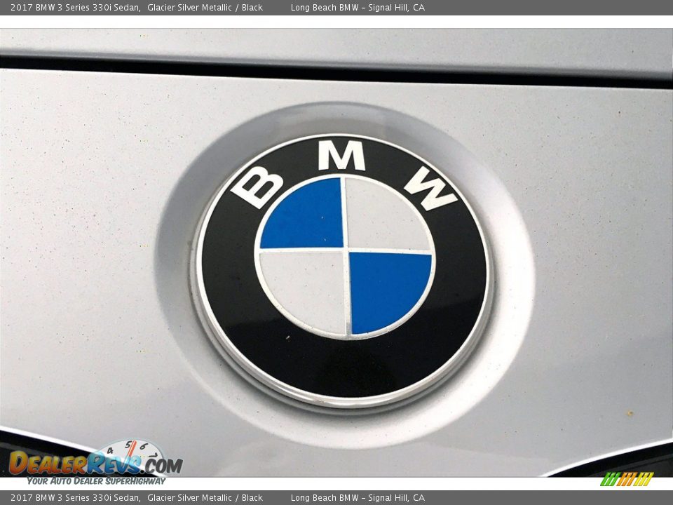 2017 BMW 3 Series 330i Sedan Glacier Silver Metallic / Black Photo #32