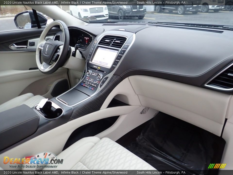 Dashboard of 2020 Lincoln Nautilus Black Label AWD Photo #12