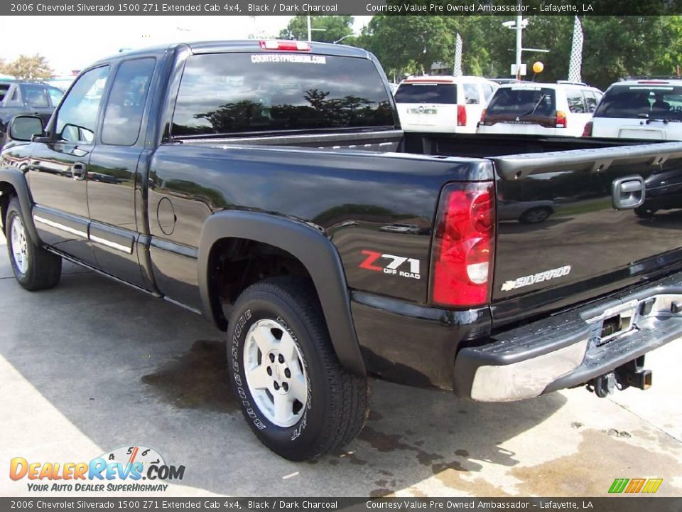 2006 Chevrolet Silverado 1500 Z71 Extended Cab 4x4 Black / Dark Charcoal Photo #3