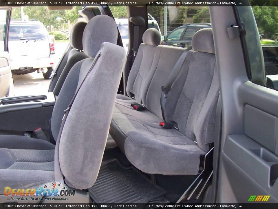 2006 Chevrolet Silverado 1500 Z71 Extended Cab 4x4 Black / Dark Charcoal Photo #8