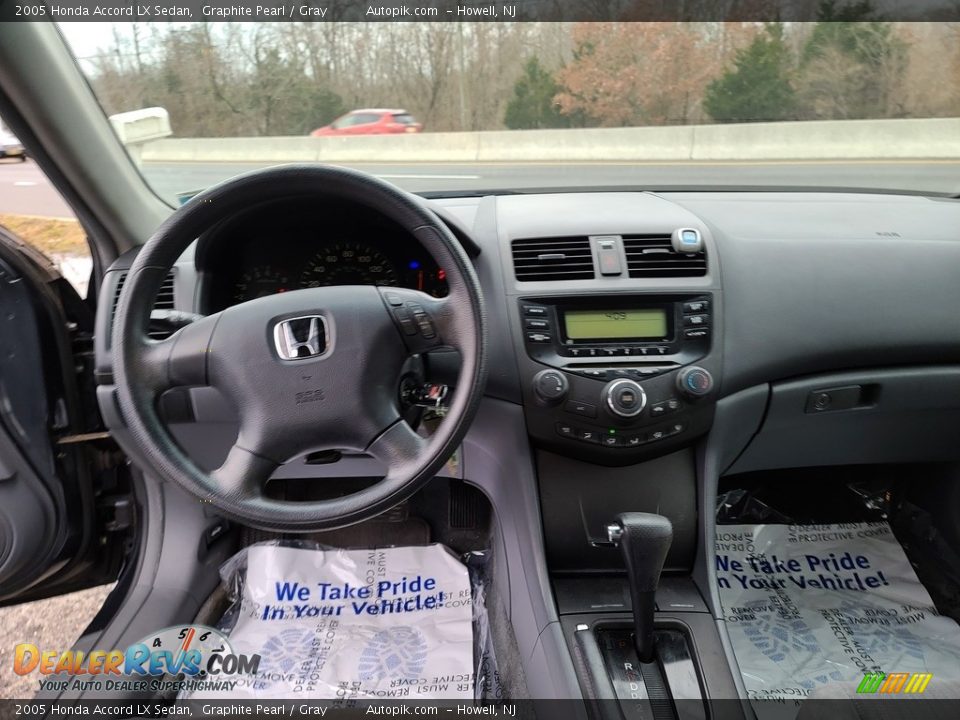 2005 Honda Accord LX Sedan Graphite Pearl / Gray Photo #12