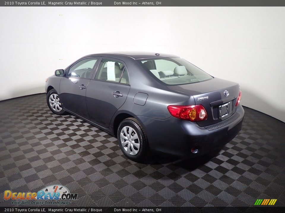 2010 Toyota Corolla LE Magnetic Gray Metallic / Bisque Photo #11