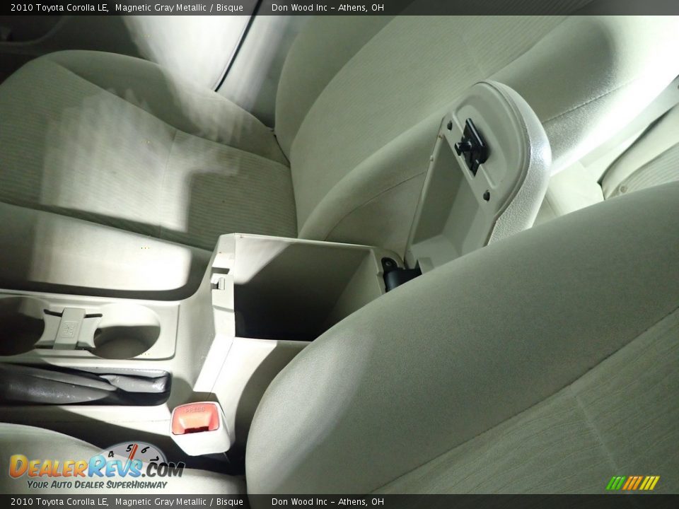 2010 Toyota Corolla LE Magnetic Gray Metallic / Bisque Photo #31